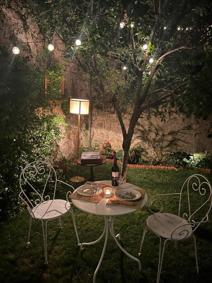 نابولي Casa Vayu - Rooms & Garden المظهر الخارجي الصورة