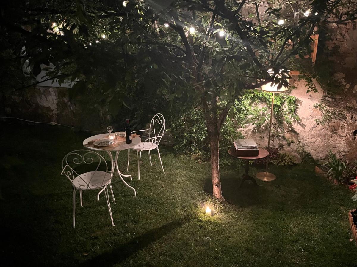 نابولي Casa Vayu - Rooms & Garden المظهر الخارجي الصورة